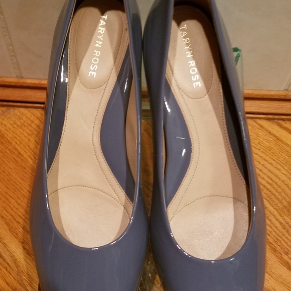 🆕️ NWOB Taryn Rose Babs Wedge Pump - Picture 5 of 6
